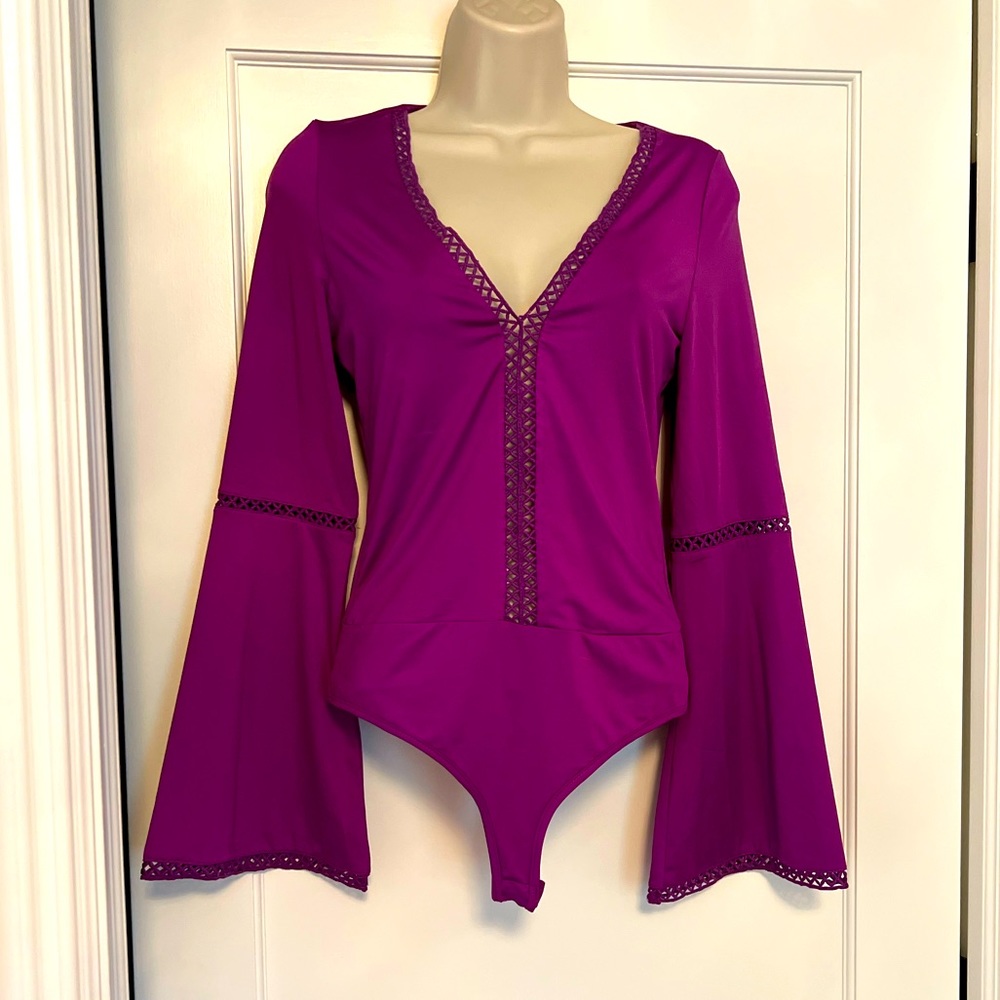 Bebe bodysuit